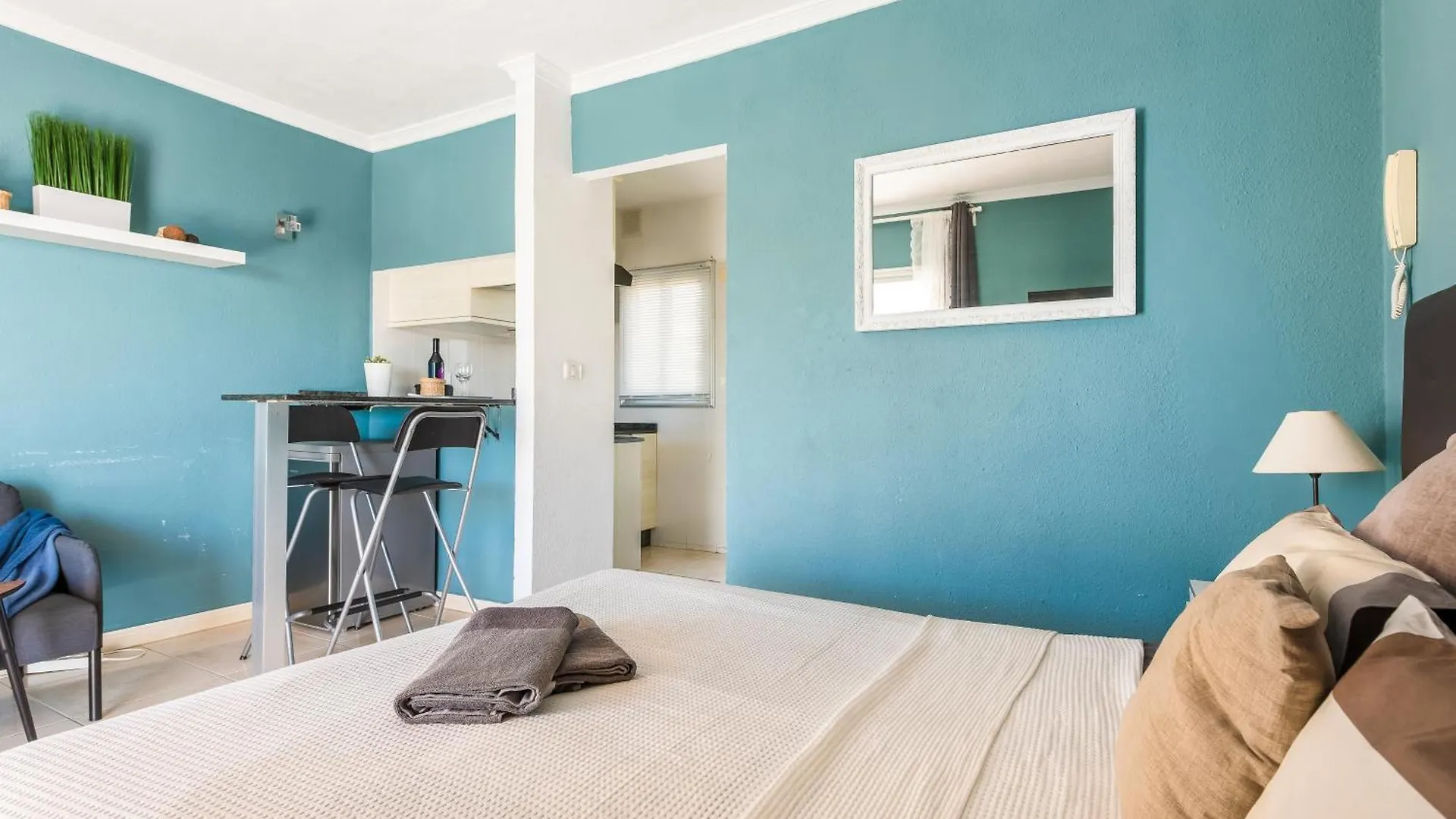 Beach Apartment N1 100% Seaview Playa de las Americas