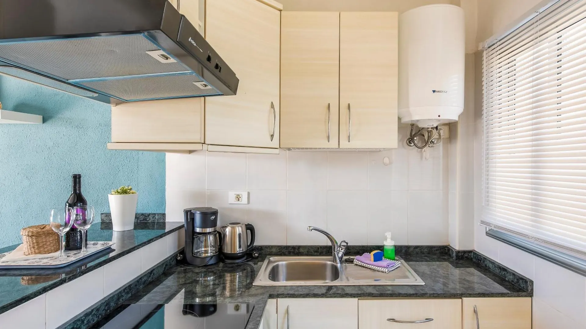 Beach Apartment N1 100% Seaview Playa de las Americas   Playa de las Americas (Tenerife)